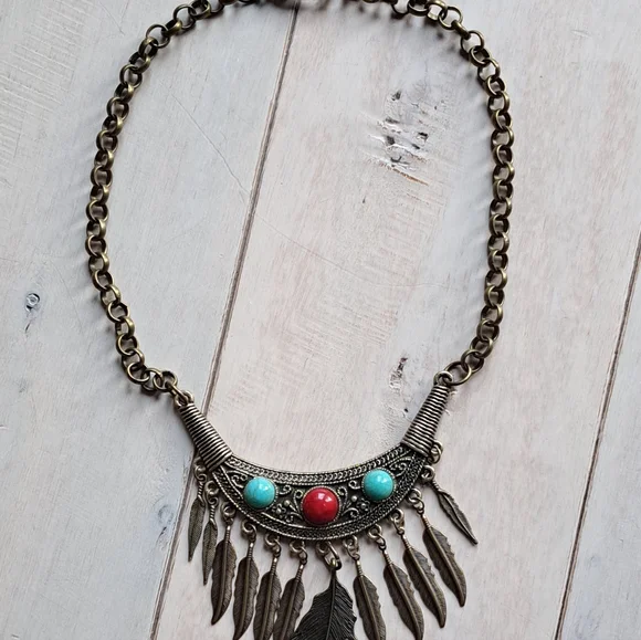 Beautiful Boho Necklace - Picture 3 of 8